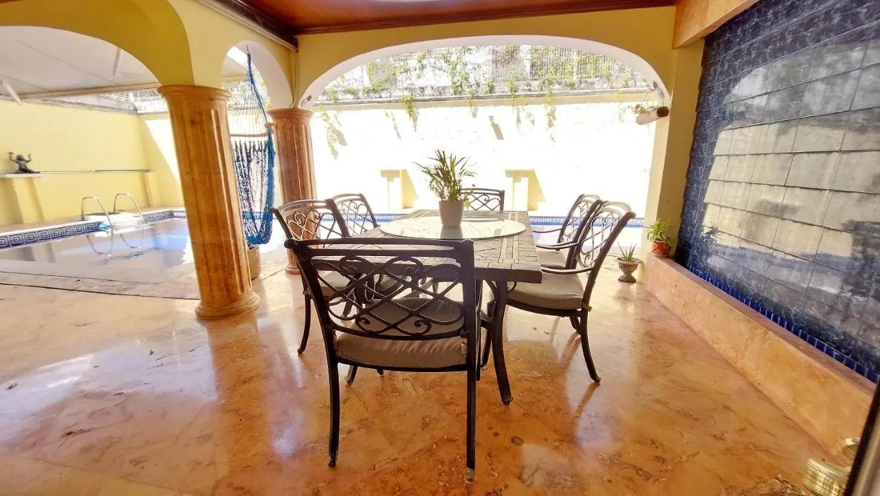 Δωμάτια σε οικογενειακή κατοικία Habitaciones Privadas Y Centricas Con Alberca. Κανκούν Μεξικό